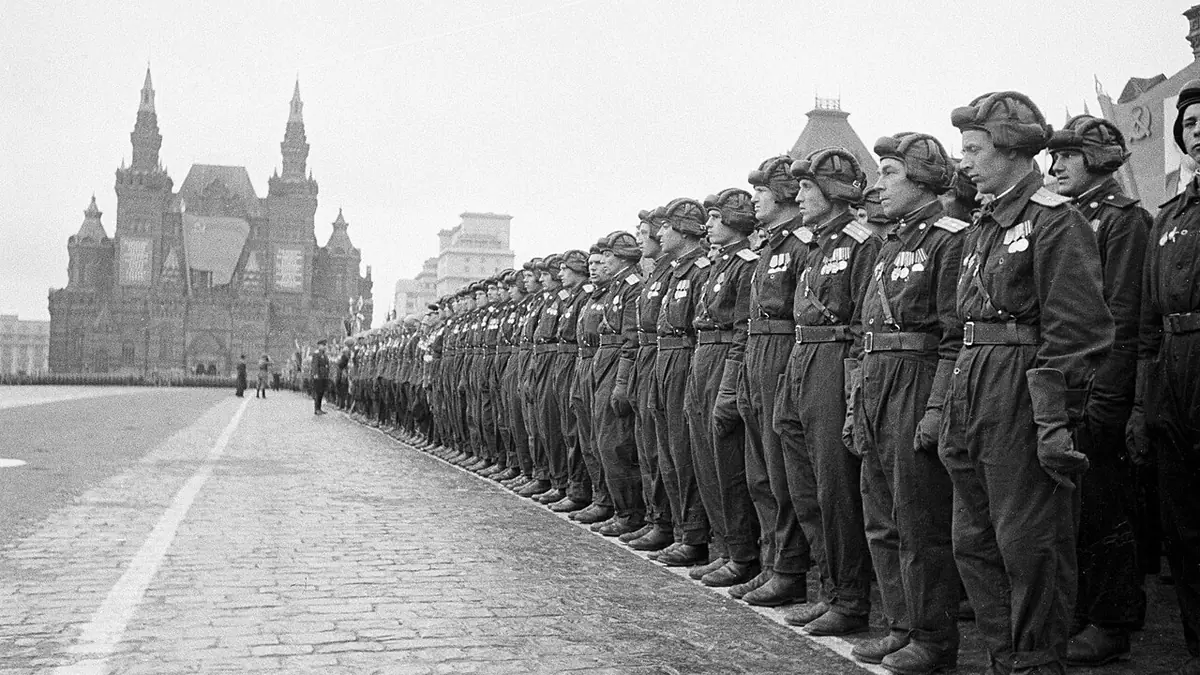 Знамя над Рейхстагом в мае 1945 года, финал Великой Отечественной войны