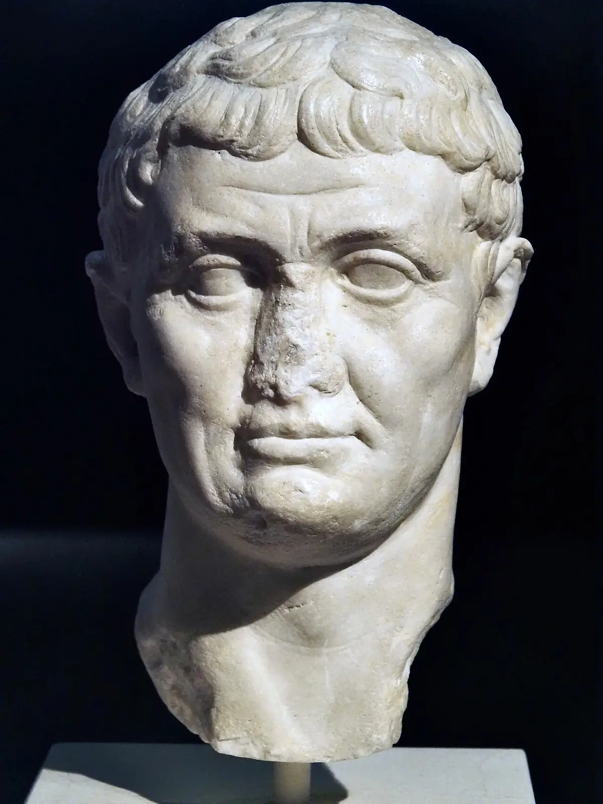 Марк Антоний