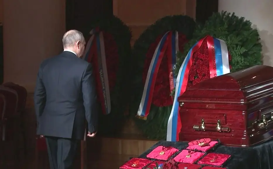 Владимир Путин на похоронах Владимира Жириновского. 8 апреля 2022 года