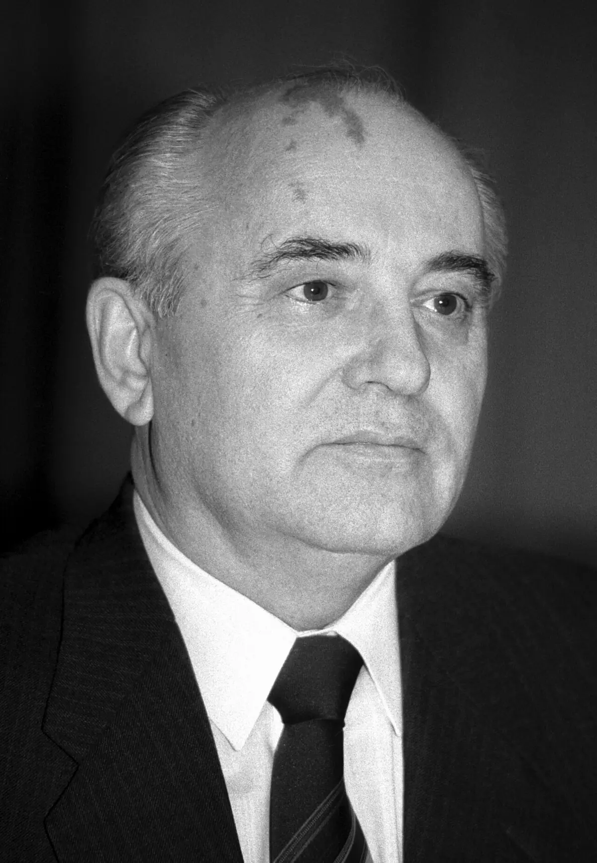 Михаил Горбачёв