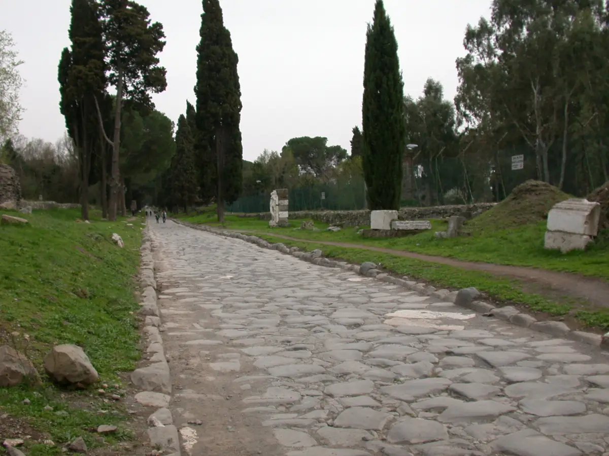 Аппиева дорога (Via Appia Antica)