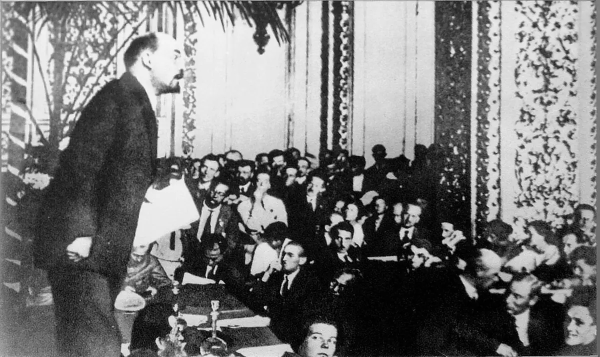 В. И. Ленин выступает на III конгрессе Коммунистического интернационала. 1921 год